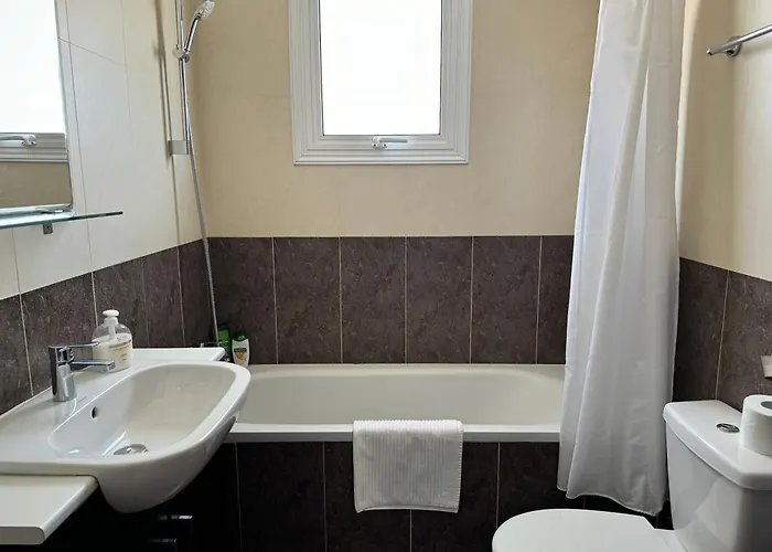 At Luxurious Mythical Sands Apartament