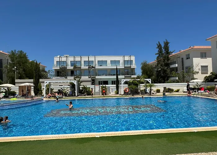 At Luxurious Mythical Sands Apartament Paralimni